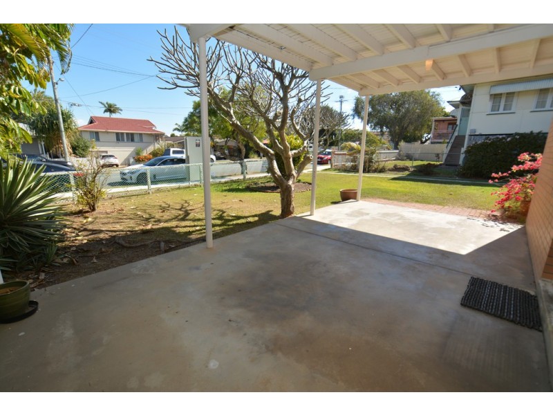 22 Kate Street, Woody Point QLD 4019