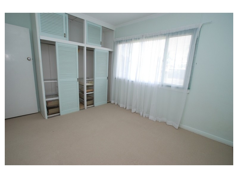 16 Strathdale Street, Aspley QLD 4034