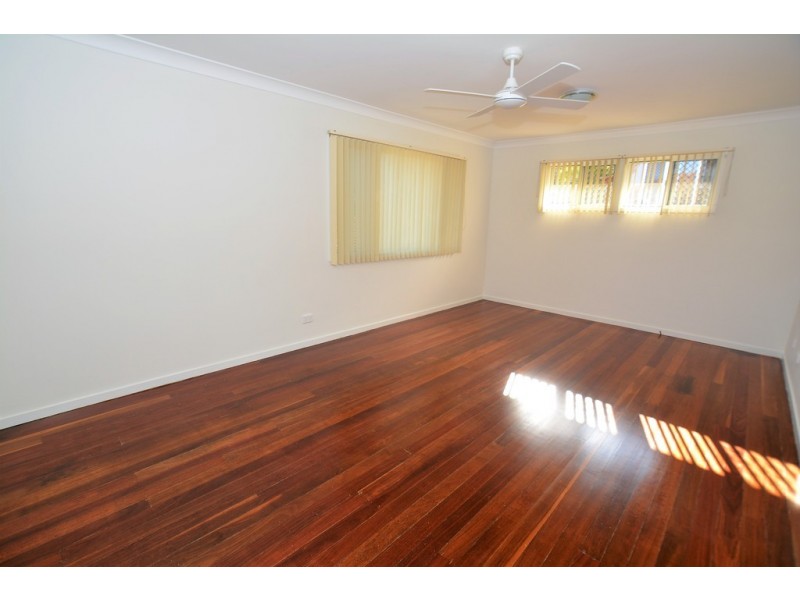 10 Detling Street, Stafford Heights QLD 4053