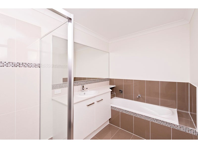 5 Shepton Street, Carseldine QLD 4034