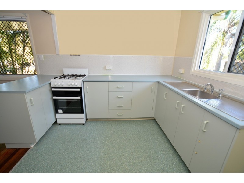 31 Chuter Street, Stafford Heights QLD 4053