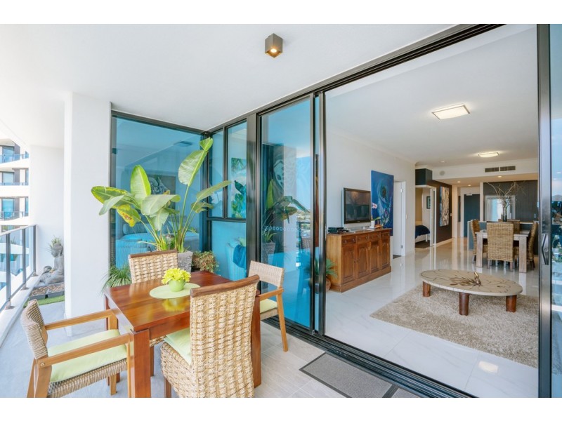 3704 / 5 HARBOURSIDE COURT, Biggera Waters QLD 4216