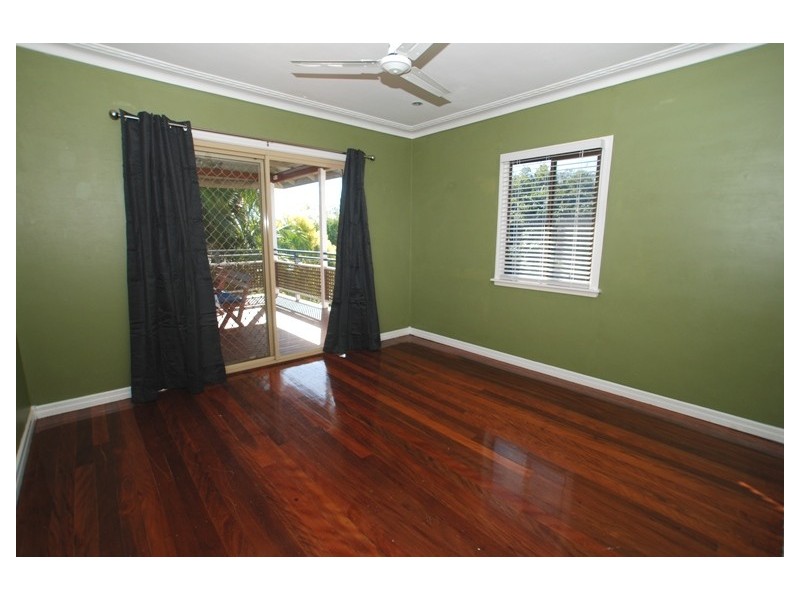 12 Thomas Street, Red Hill QLD 4059