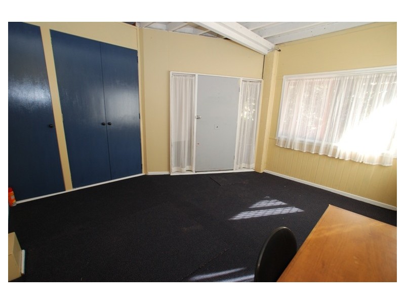 12 Thomas Street, Red Hill QLD 4059