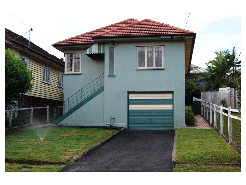 27 Vale Street, Wavell Heights QLD 4012