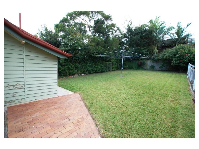 27 Vale Street, Wavell Heights QLD 4012