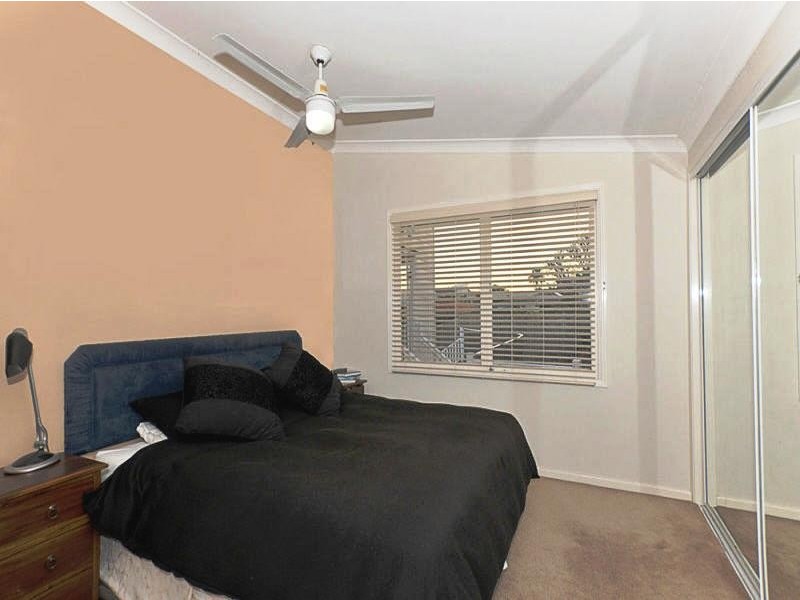 10 Farrant Street, Stafford Heights QLD 4053