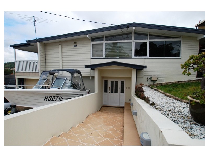 10 Farrant Street, Stafford Heights QLD 4053