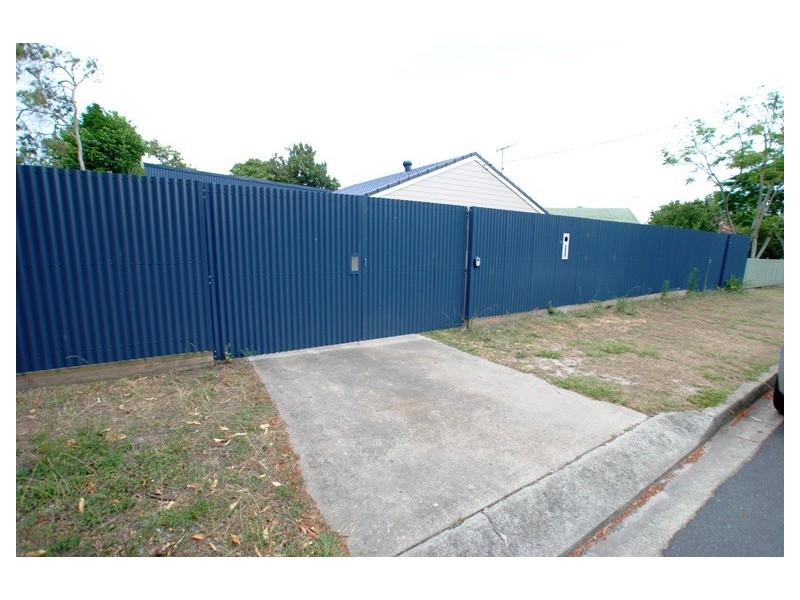 19 Simon Street, Deception Bay QLD 4508
