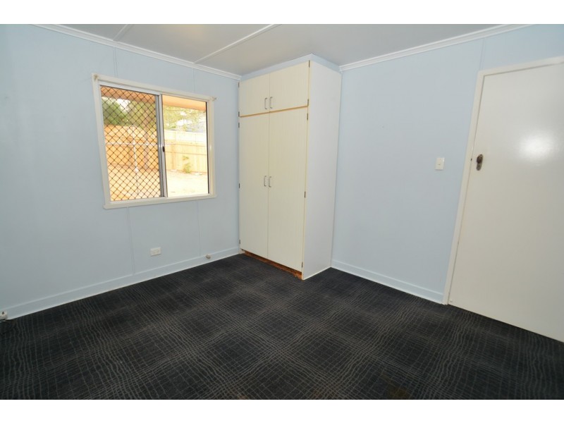 20 Deerdale Street, Stafford Heights QLD 4053