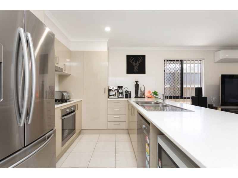 24 Celebration Crescent, Griffin QLD 4503