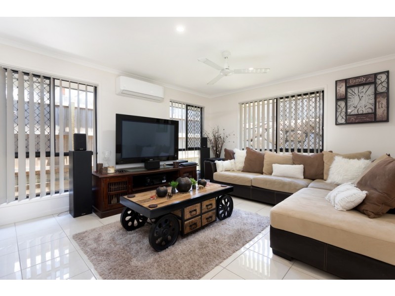 24 Celebration Crescent, Griffin QLD 4503