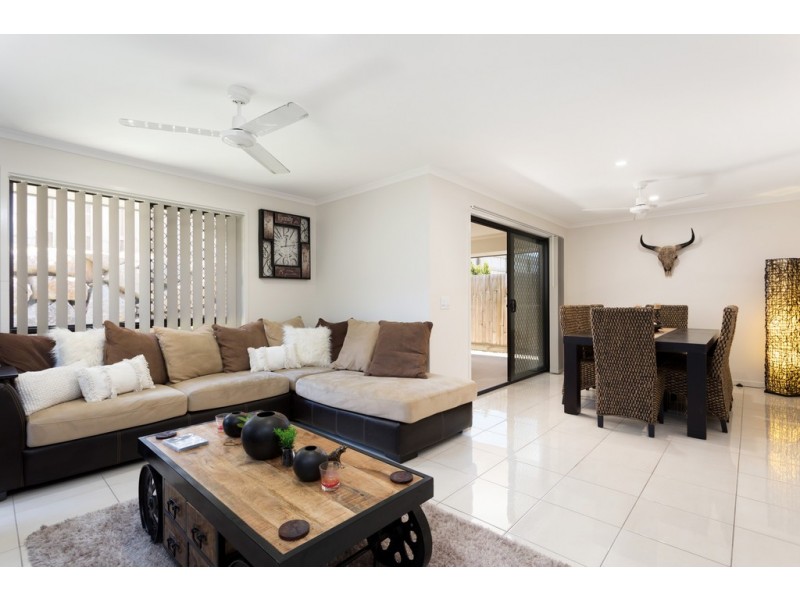 24 Celebration Crescent, Griffin QLD 4503