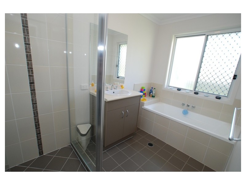 14 Goundry Drive, Holmview QLD 4207