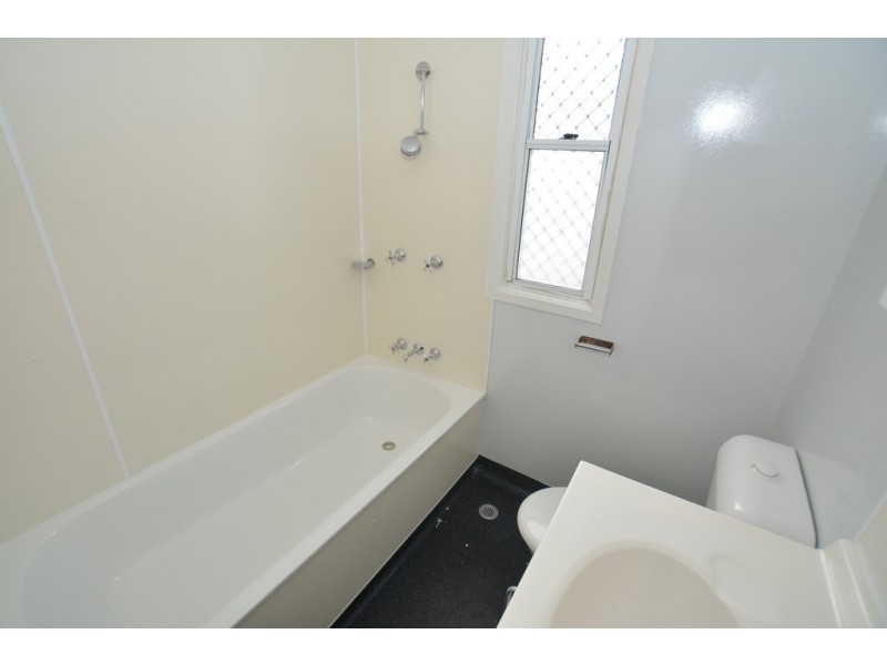 8 Keyatta Street, Zillmere QLD 4034