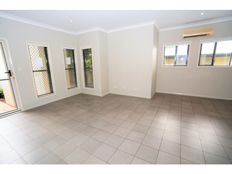 31 Zenith Avenue, Chermside QLD 4032