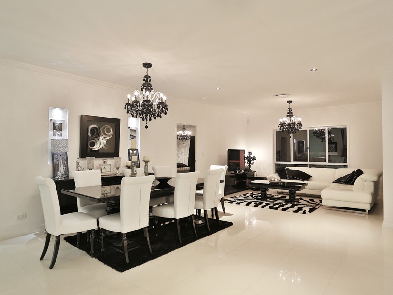 6 Seeana Crescent, Bridgeman Downs QLD 4035