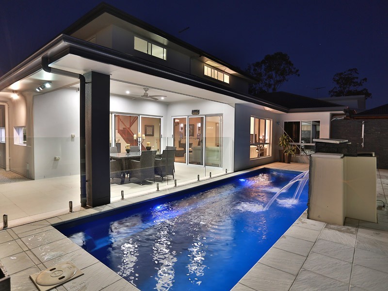 6 Seeana Crescent, Bridgeman Downs QLD 4035