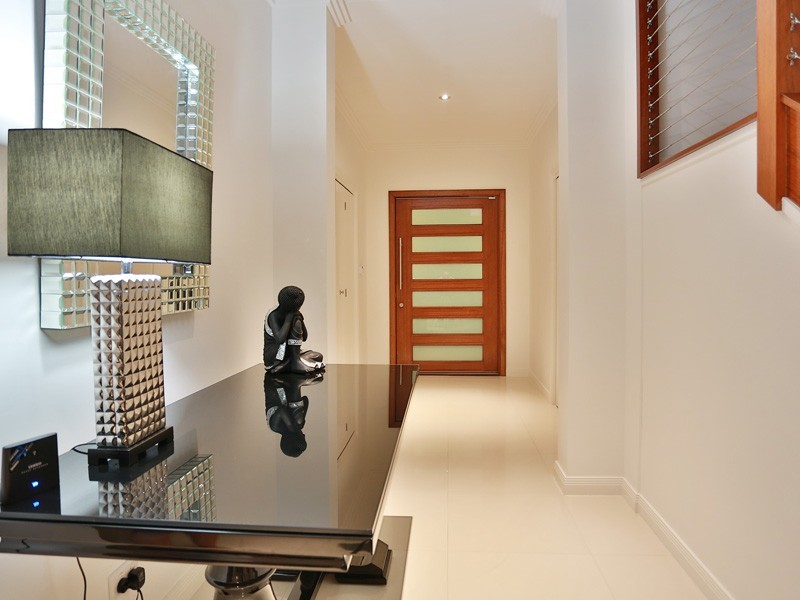 6 Seeana Crescent, Bridgeman Downs QLD 4035