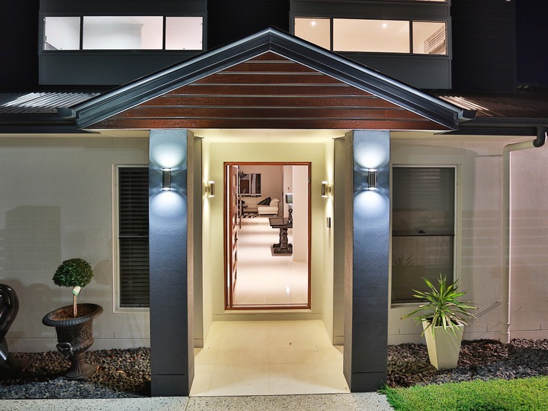 6 Seeana Crescent, Bridgeman Downs QLD 4035