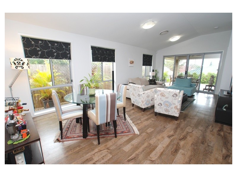 8 Centre Street, Aspley QLD 4034