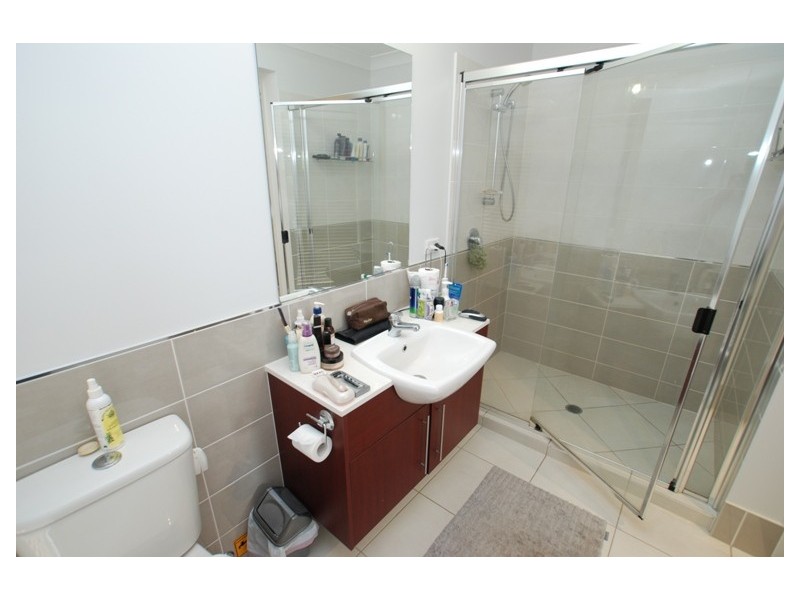 8 Centre Street, Aspley QLD 4034