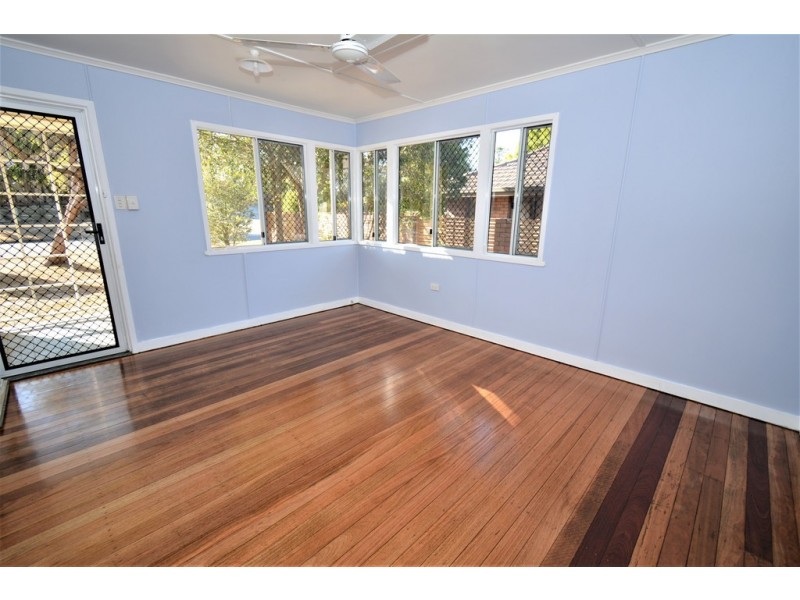 52 Farrant Street, Stafford Heights QLD 4053