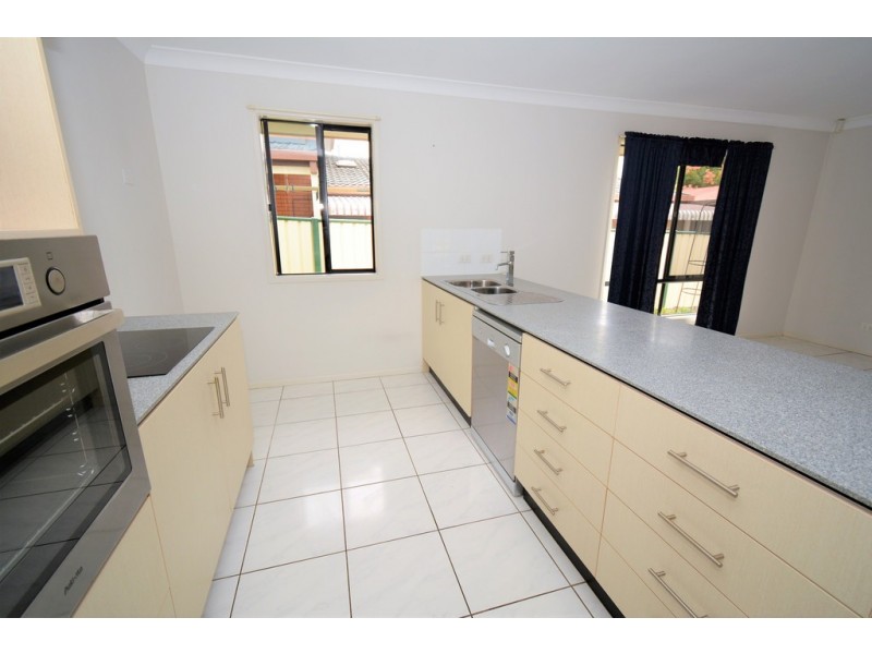 5 Chopin Street, Strathpine QLD 4500