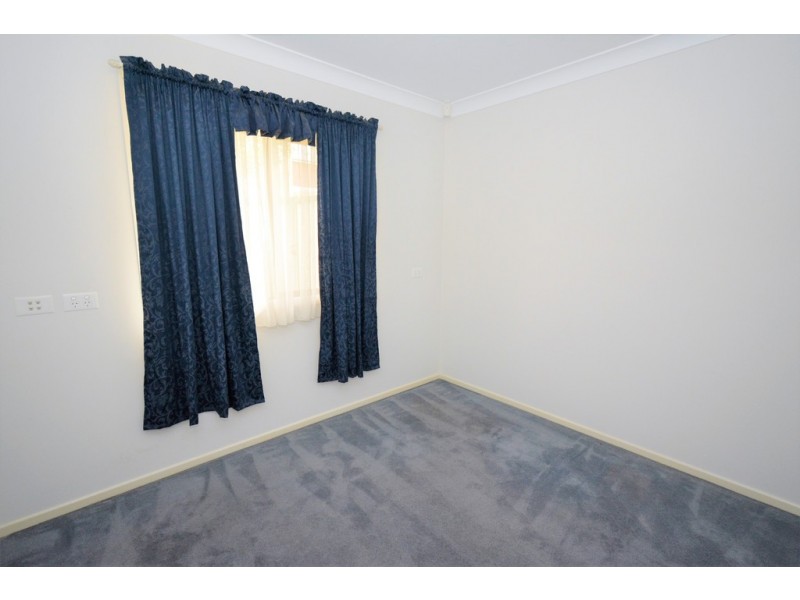 5 Chopin Street, Strathpine QLD 4500
