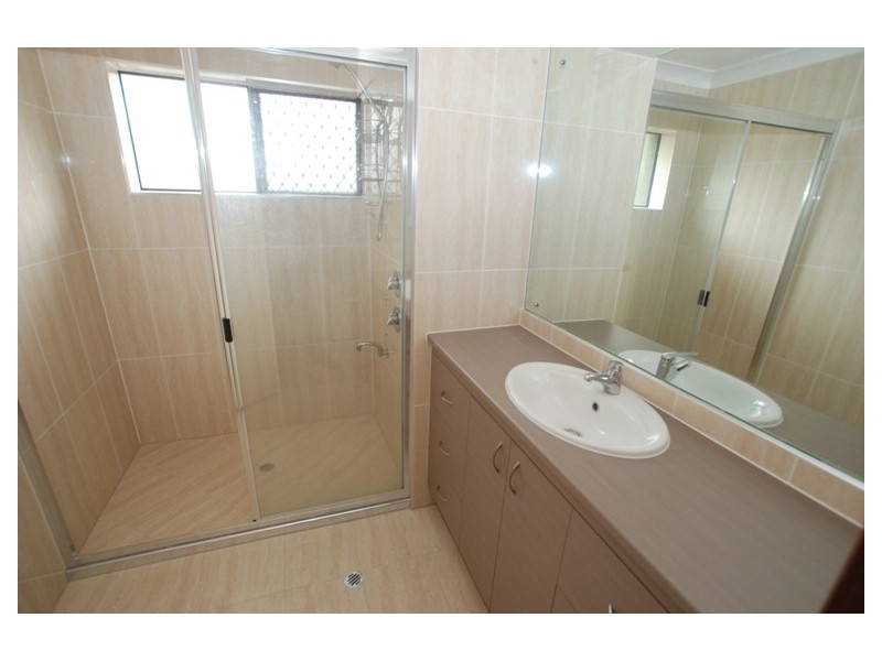 5 Whitehorse Street, Carseldine QLD 4034