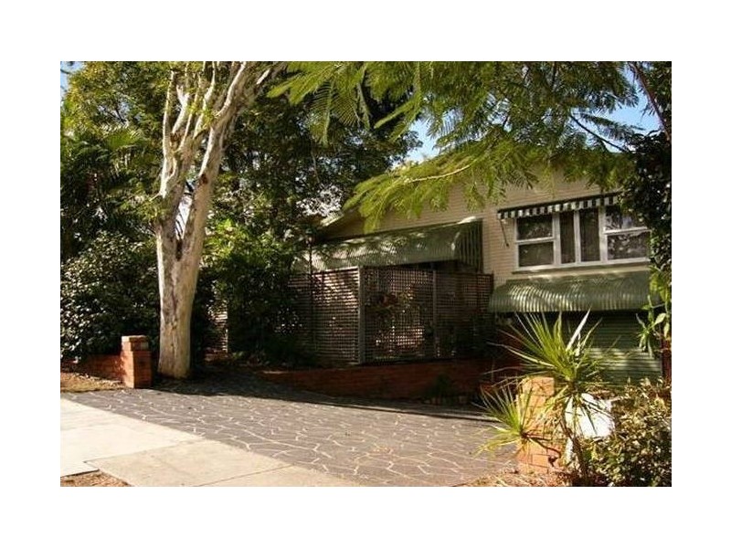 18 Beau-Vista Street, Geebung QLD 4034