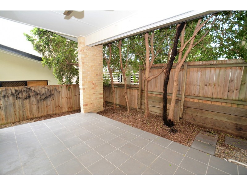 31 Zenith Avenue, Chermside QLD 4032