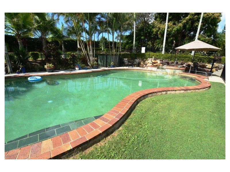 Bridgeman Downs QLD 4035