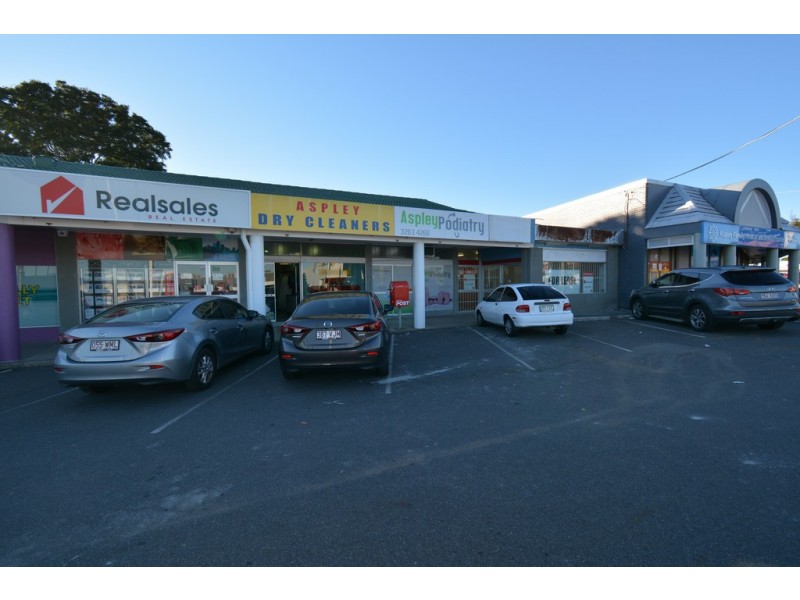 1319 Gympie Road, Aspley QLD 4034