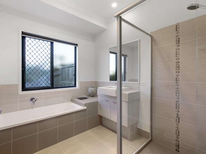 4 Anne Louise Close, Joyner QLD 4500