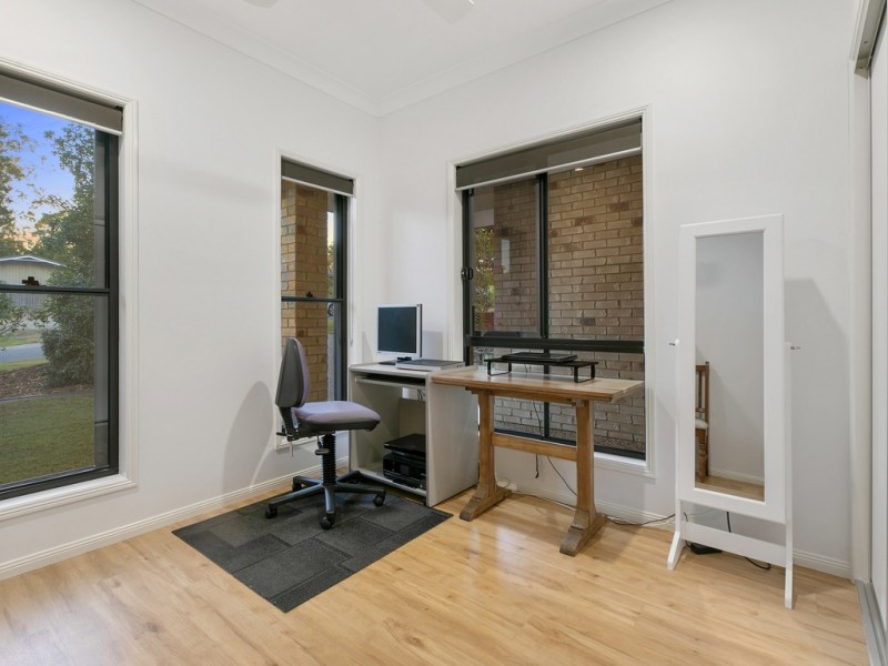 4 Anne Louise Close, Joyner QLD 4500