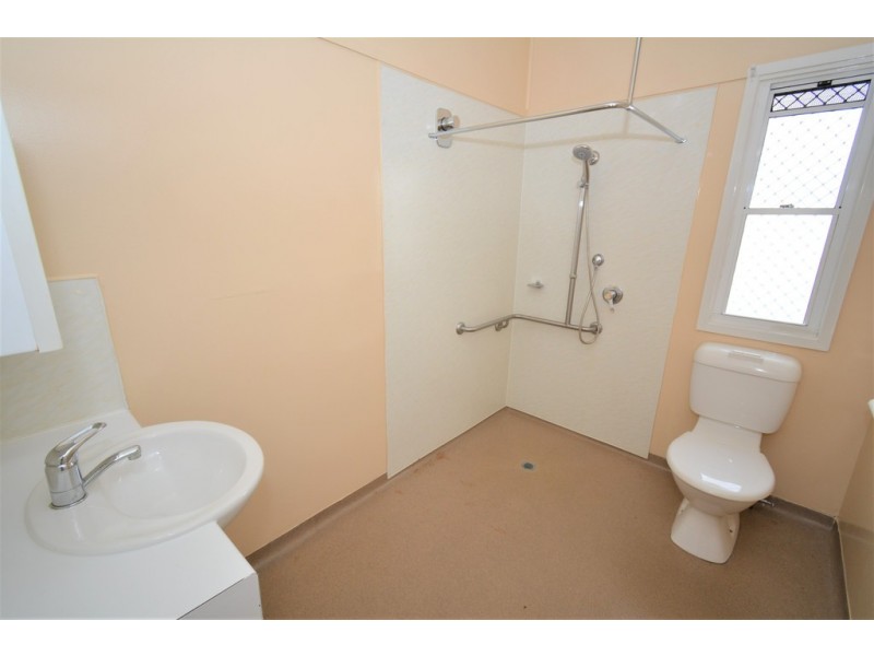 11 Alleena Street, Chermside QLD 4032