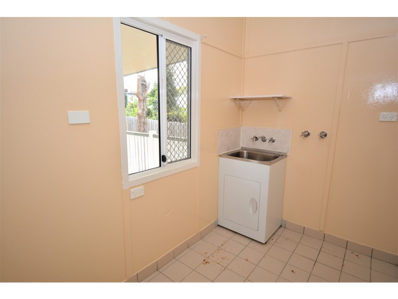 11 Alleena Street, Chermside QLD 4032