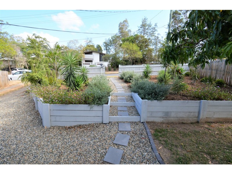 10 Detling Street, Stafford Heights QLD 4053