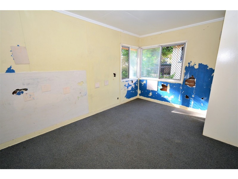 17 Chuter Street, Stafford Heights QLD 4053