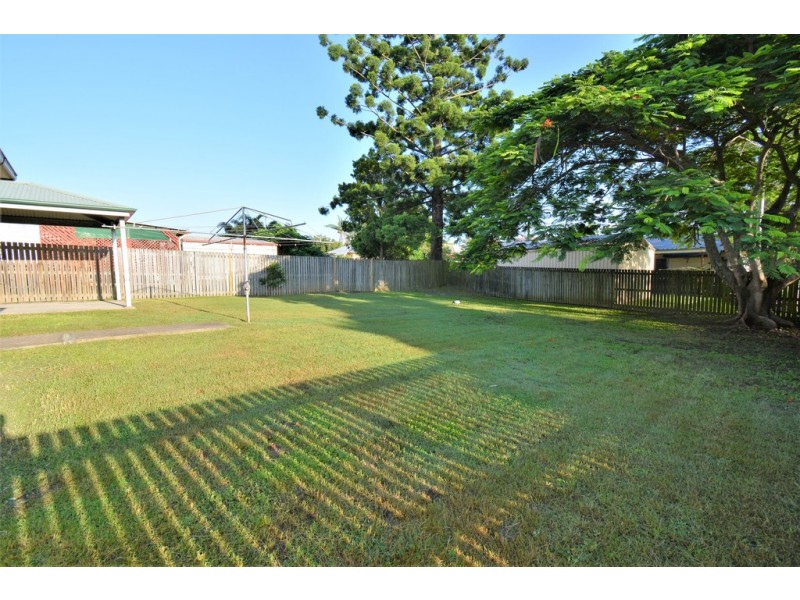 33 Nielson Street, Chermside QLD 4032