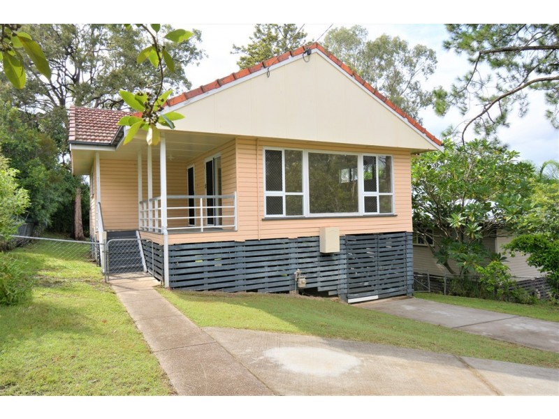 231 Appleby Road, Stafford Heights QLD 4053