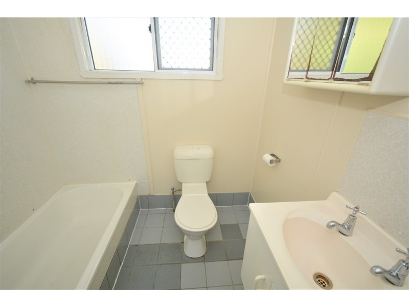 231 Appleby Road, Stafford Heights QLD 4053