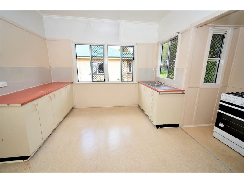 22 Nevitt Street, Stafford QLD 4053