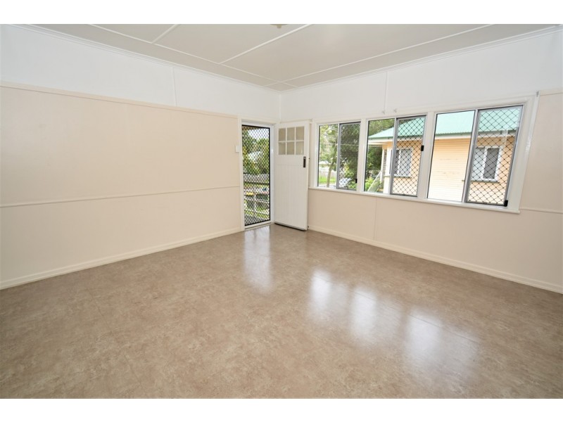 22 Nevitt Street, Stafford QLD 4053