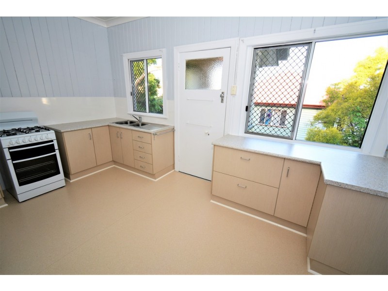 15 Waroon Street, Stafford QLD 4053