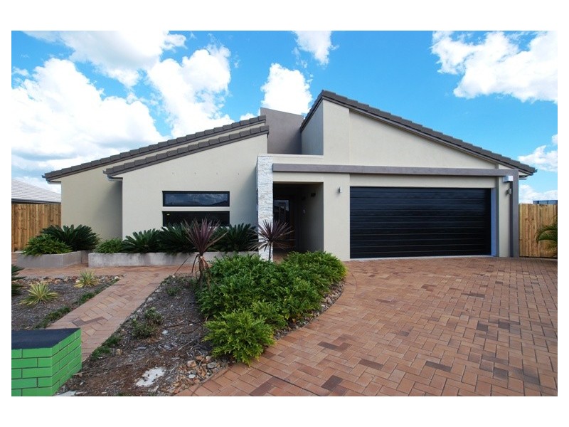 35 Schipper Court, Caboolture QLD 4510