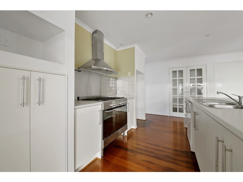 8 Brigalow Close, Bridgeman Downs QLD 4035