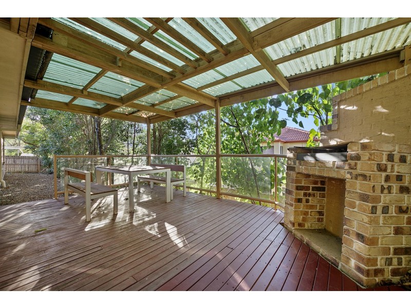 8 Brigalow Close, Bridgeman Downs QLD 4035