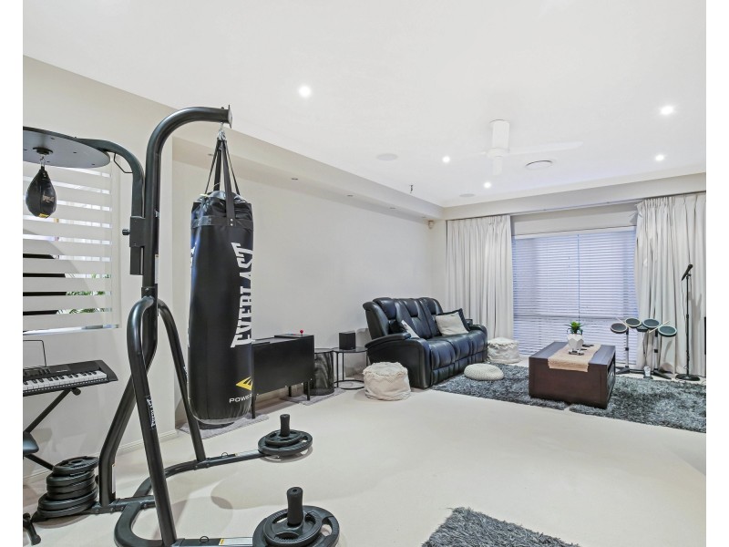 3 Trequanda Place, Bridgeman Downs QLD 4035